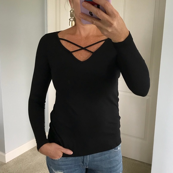 Black Long Sleeve Top - Picture 5 of 5